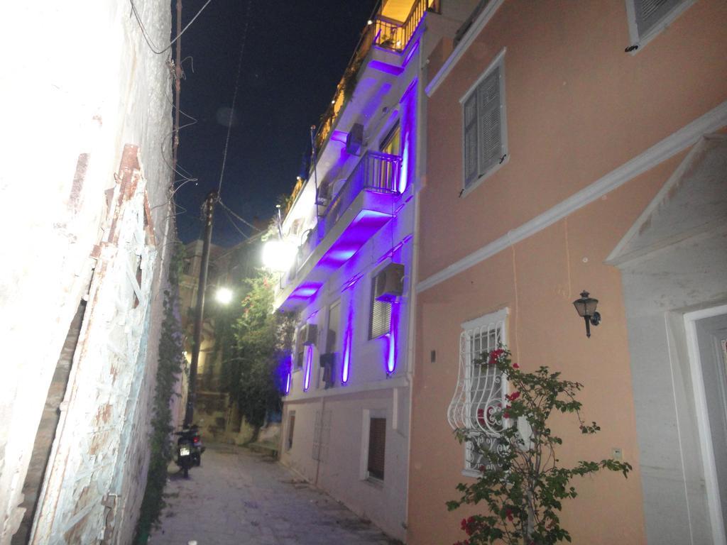 Apergis Rooms Ermoupoli Exterior photo