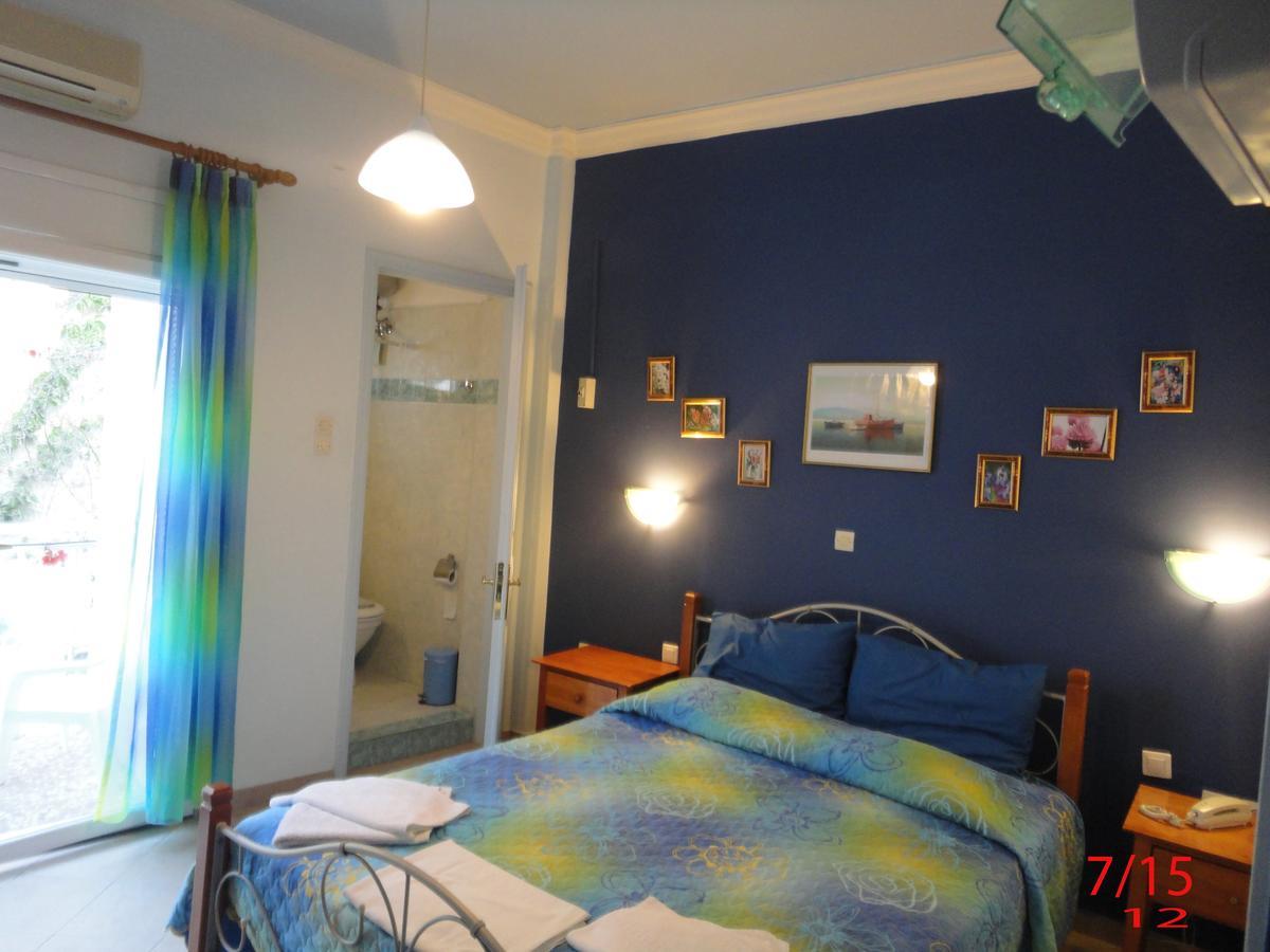 Apergis Rooms Ermoupoli Exterior photo